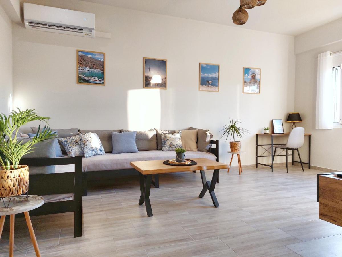 Holiday House Heraklion Deluxe מראה חיצוני תמונה