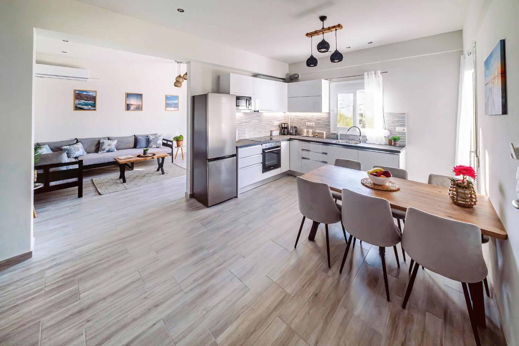 Holiday House Heraklion Deluxe מראה חיצוני תמונה