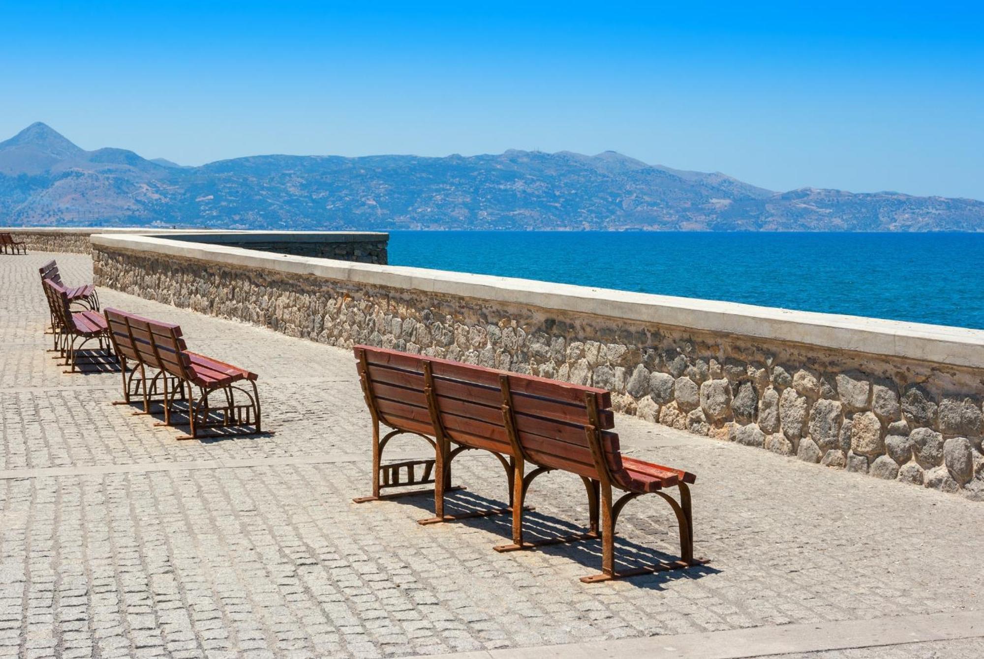 Holiday House Heraklion Deluxe מראה חיצוני תמונה
