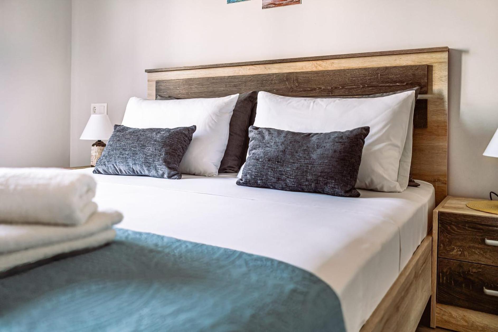 Holiday House Heraklion Deluxe מראה חיצוני תמונה